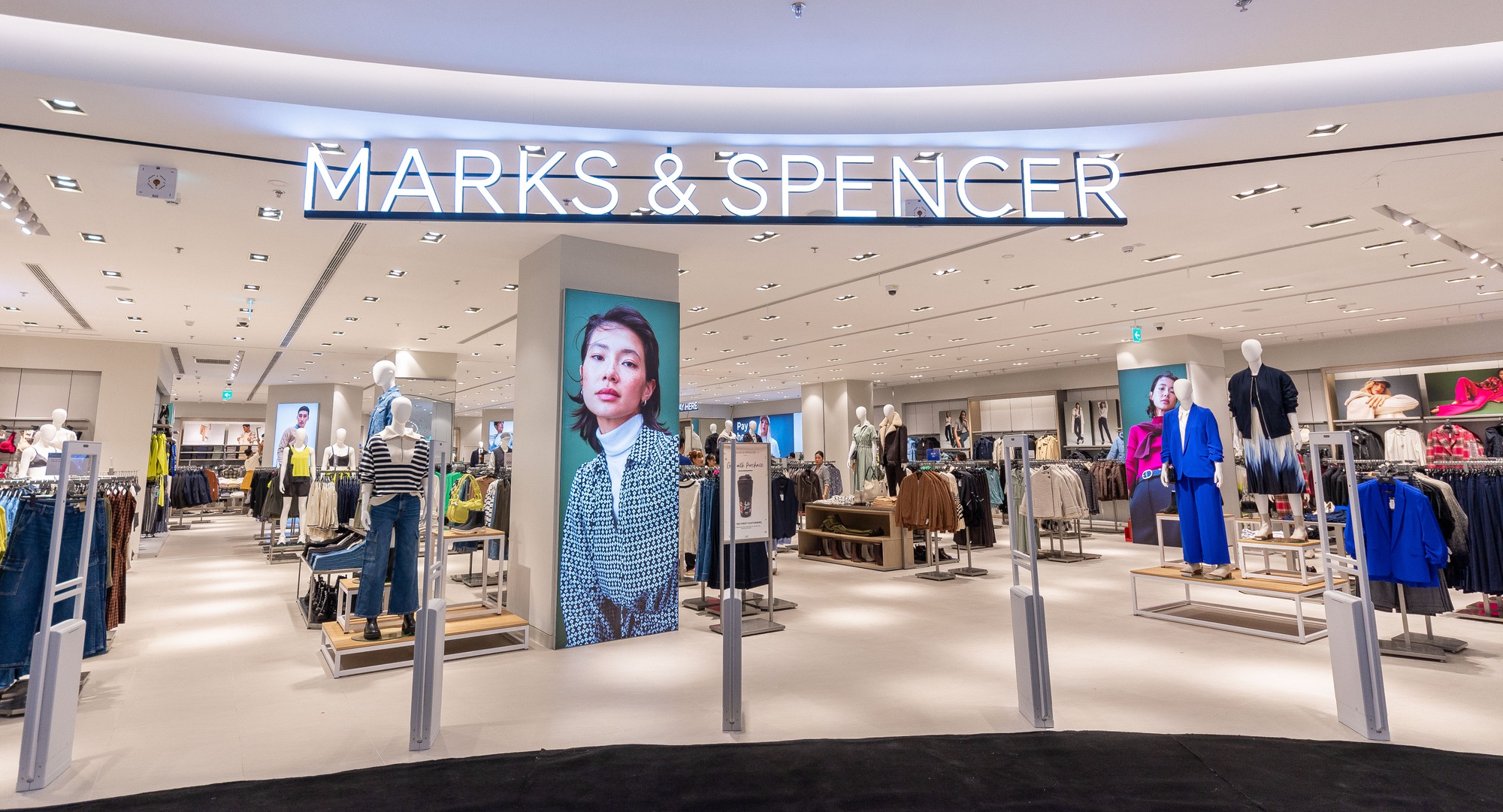 Marks & Spencer (M&S) chính thức ra mắt Việt Nam, và đây là 5 lý do các tín đồ thời trang không thể bỏ lỡ - Ảnh 1.