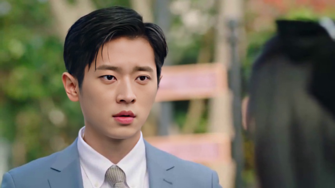 Mỹ nam được khen là “chiến thần đè bẹp nam chính”, nhan sắc đỉnh cao cân đẹp mọi tạo hình - Ảnh 2. Mỹ nam được khen là “chiến thần đè bẹp nam chính”, nhan sắc đỉnh cao cân đẹp mọi tạo hình - Ảnh 2.
