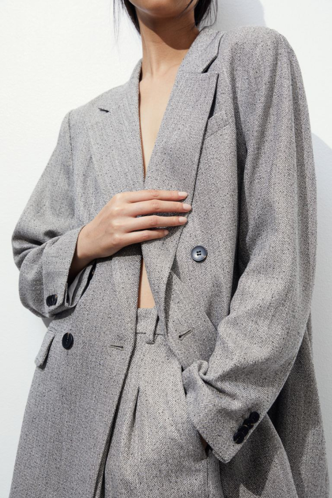 Nếu nghĩ U50 l&agrave; nhan sắc gi&agrave; cỗi, ăn mặc tuềnh to&agrave;ng: Cứ nh&igrave;n chị đại Thư Kỳ sẽ thấy cảm hứng hồi xu&acirc;n - Ảnh 10.