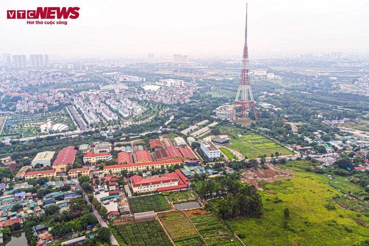 Giá nhà nội đô Hà Nội, TP.HCM cao ngất, người trẻ đổ về vùng ven tìm chốn an cư - Ảnh 1.