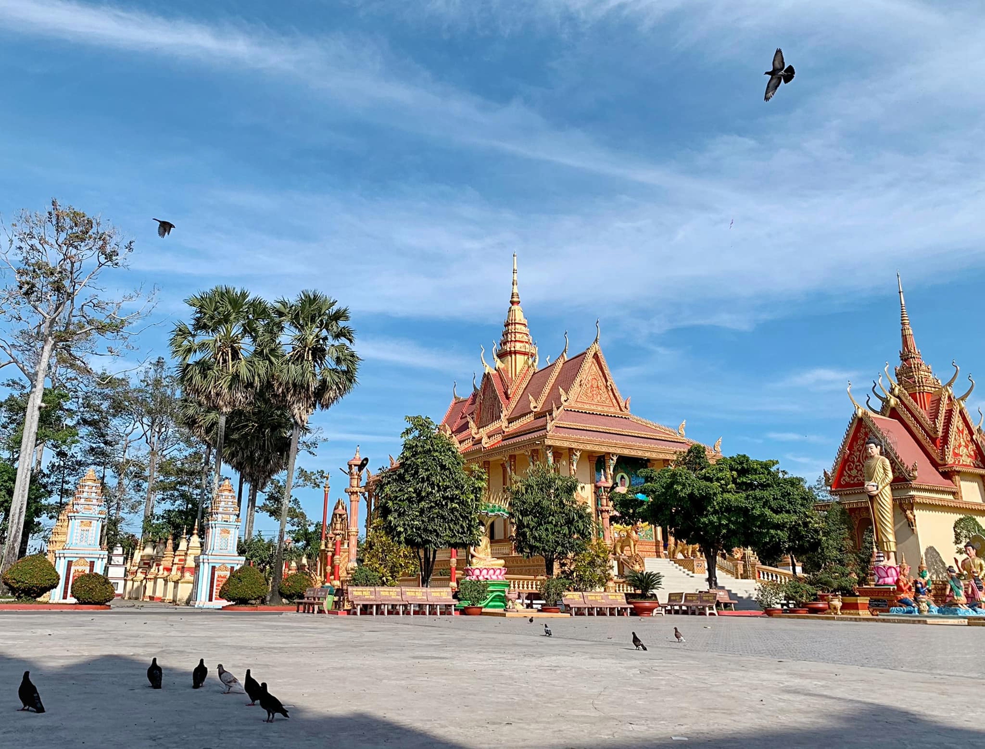 Phát hiện ngôi chùa trăm tuổi mang nét kiến trúc độc đáo ở miền Tây, du khách nhận xét mang vẻ đẹp “không thể quên” - Ảnh 6.