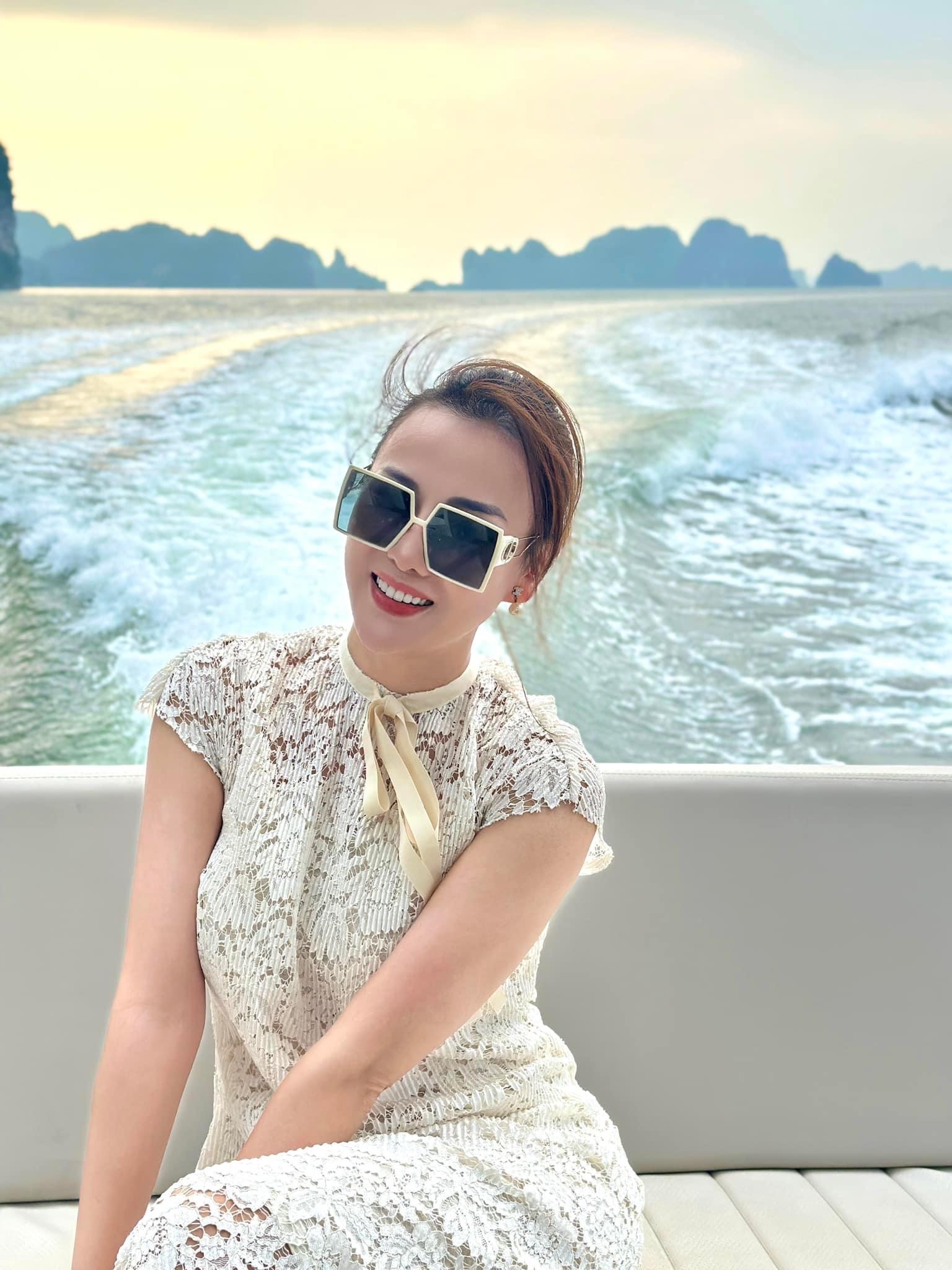 Phương Oanh lần đầu lộ diện, sắc vóc hiện tại ra sao khi mang thai con đầu lòng? - Ảnh 1. Phương Oanh lần đầu lộ diện, sắc vóc hiện tại ra sao khi mang thai con đầu lòng? - Ảnh 1.