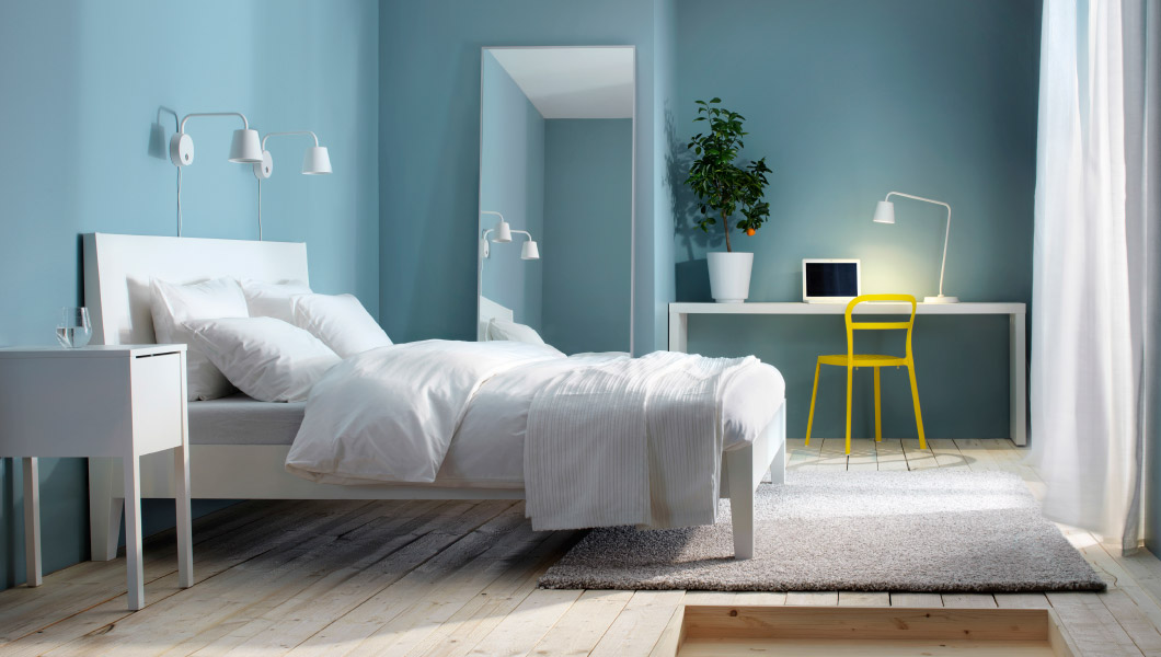 blue-and-yellow-bedroom-1697443385873413289555.jpg