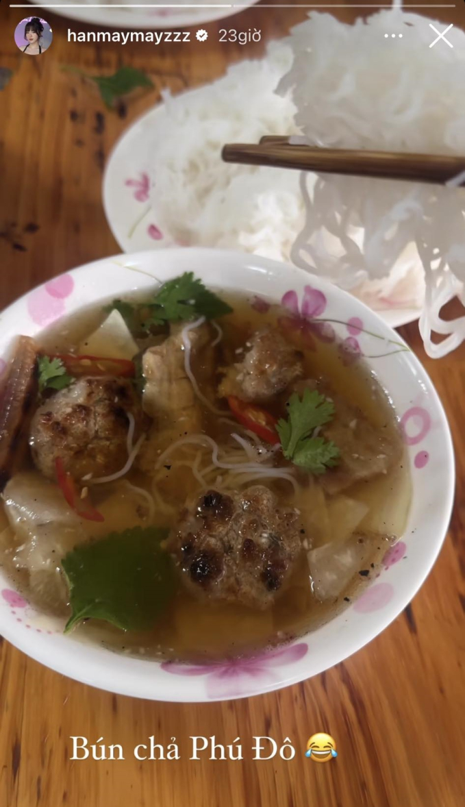 Cầu thủ nổi tiếng và bạn gái xinh đẹp “gương vỡ lại lành”, lộ hint từ chiếc xe 3 tỷ của đàng trai? - Ảnh 4. Cầu thủ nổi tiếng và bạn gái xinh đẹp “gương vỡ lại lành”, lộ hint từ chiếc xe 3 tỷ của đàng trai? - Ảnh 4.