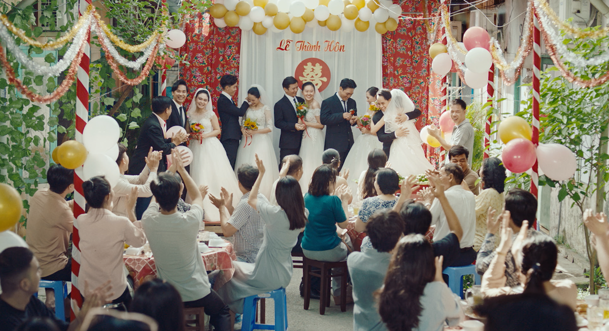 Thái Hòa hợp tác cùng “đạo diễn trăm tỉ” Võ Thanh Hòa trong phim ngắn “Khi nào mình cưới?” - Ảnh 1.