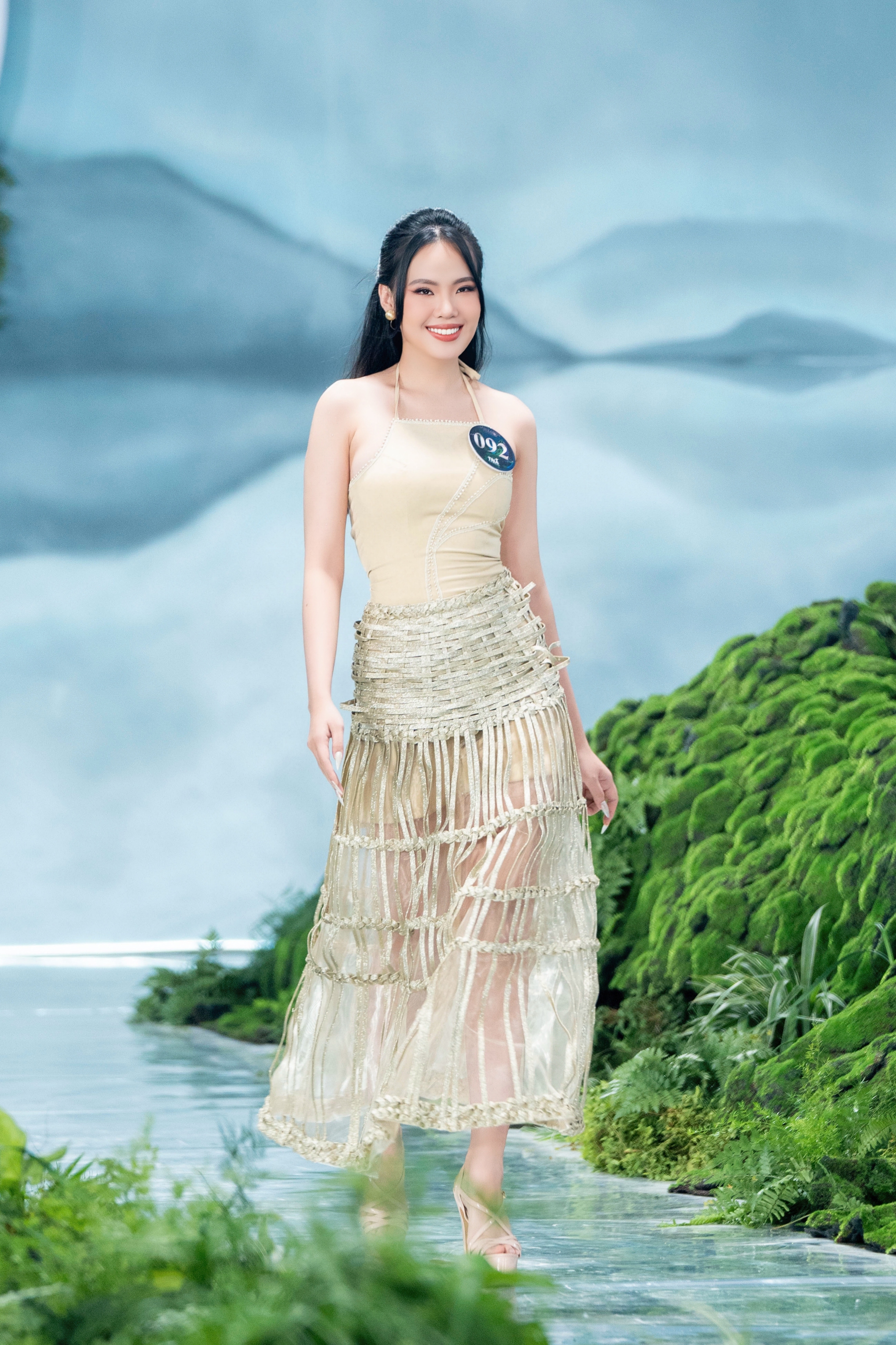 Nhan sắc Hương Ngô, cô nàng gây sốt với thông điệp bảo vệ môi trường tại Miss Earth Việt Nam 2023 - Ảnh 7.