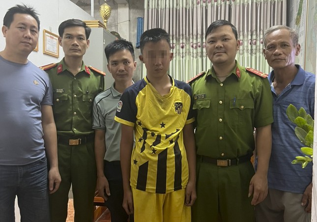 Thiếu niên 14 tuổi đi lạc hơn 70km từ Nghệ An vào Hà Tĩnh - Ảnh 1.