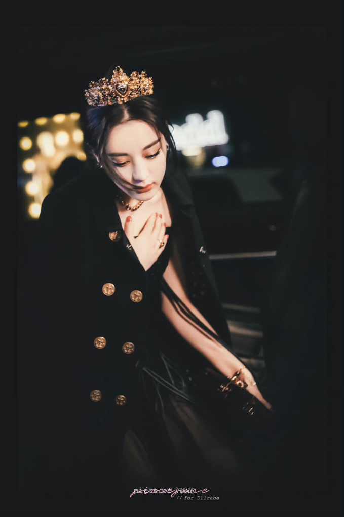 Cbiz có vô số mỹ nhân nhưng Địch Lệ Nhiệt Ba là người đẹp sở hữu nhiều bức ảnh được &quot;phong thần&quot; nhất - Ảnh 5.