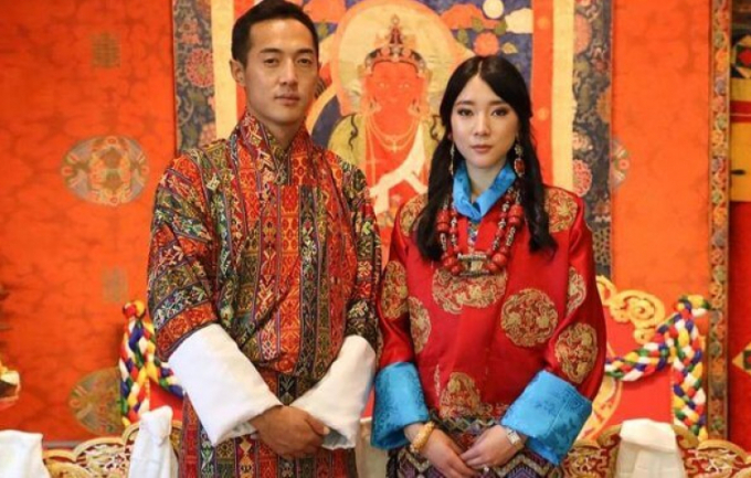 Công chúa &quot;vạn người mê&quot; của Bhutan từng làm chao đảo MXH hiếm hoi lộ diện bên phu quân, nhan sắc tiên tử ở tuổi 30 gây chú ý - Ảnh 2.