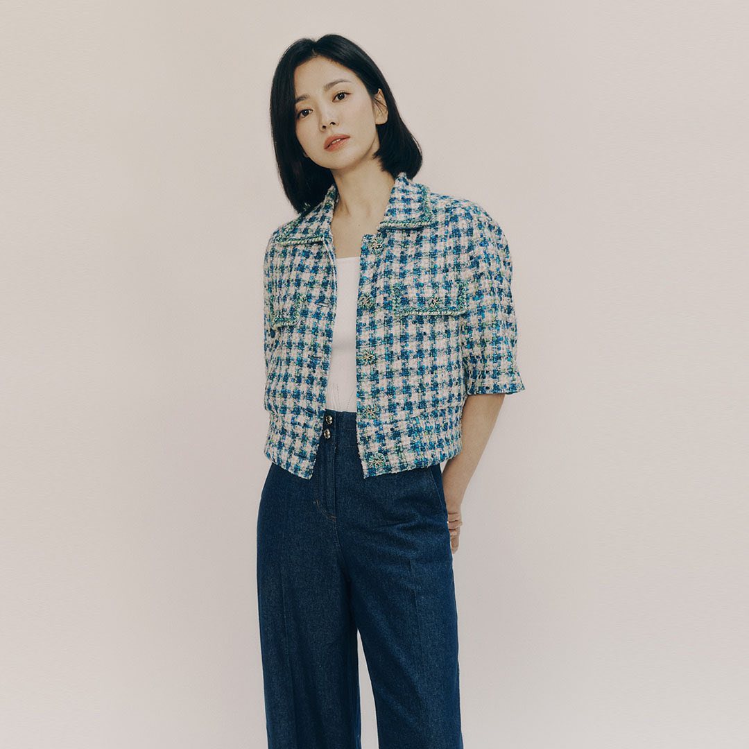 Song Hye Kyo mặc quần jeans đẹp từ phim ra ngoài đời, ngắm là muốn học hỏi - Ảnh 9.