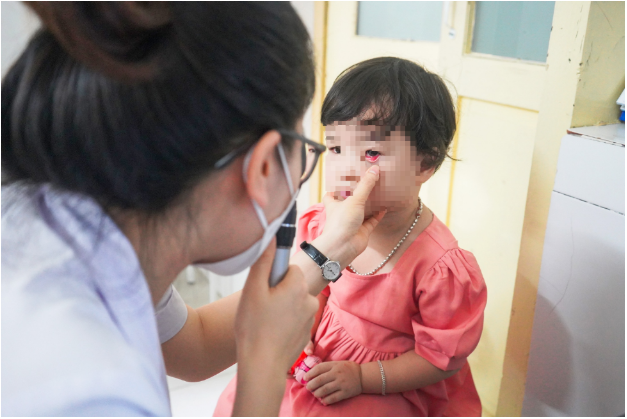 Hơn 30.000 phụ huynh tham gia tìm hiểu cách tăng cường đề kháng cho trẻ - Ảnh 2. Hơn 30.000 phụ huynh tham gia tìm hiểu cách tăng cường đề kháng cho trẻ - Ảnh 2.