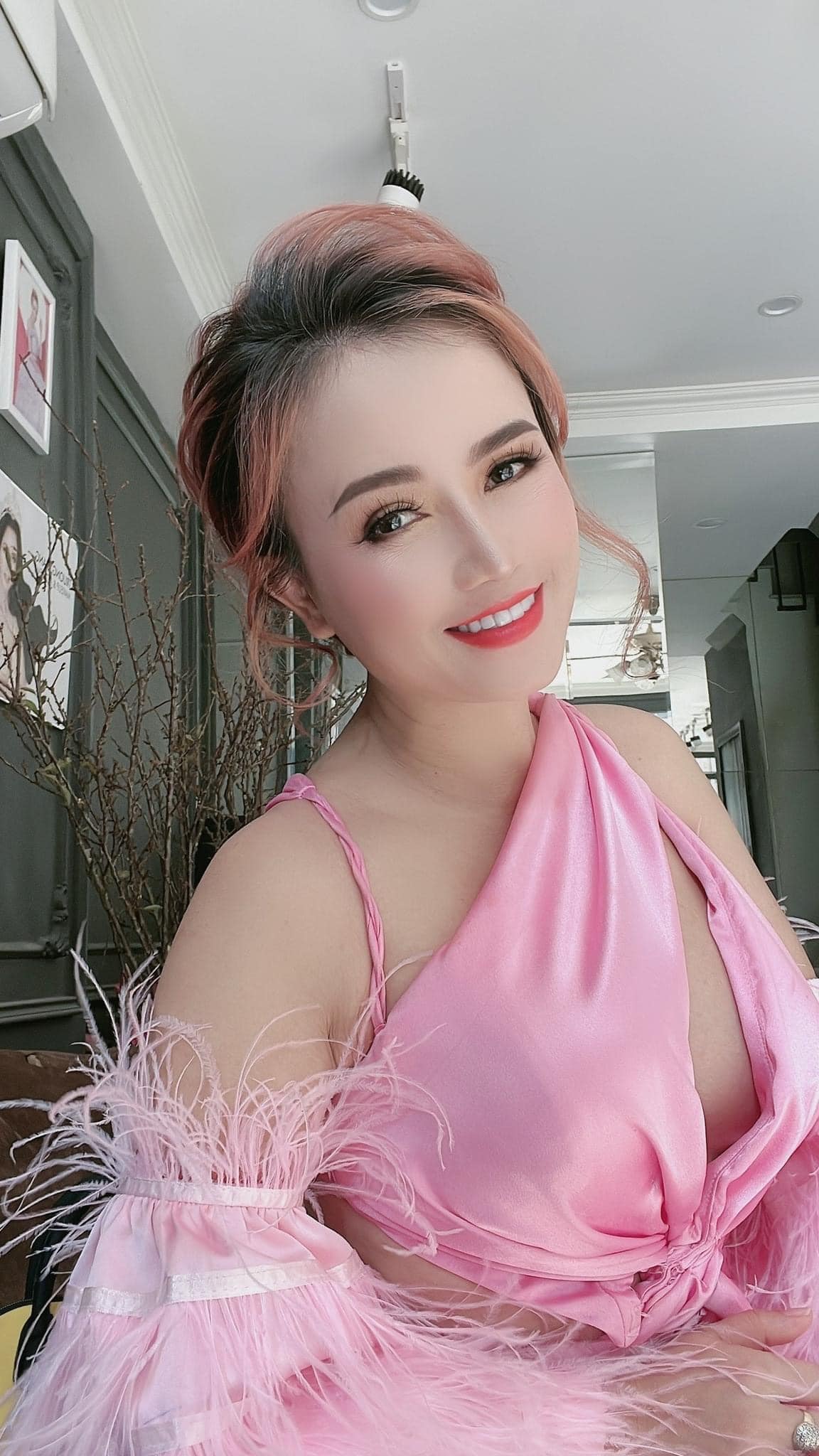 Nữ diễn viên nhiều đời chồng nhất showbiz Việt: Tuổi U50 vẫn trẻ đẹp, gợi cảm, nghĩ mình chỉ như mười mấy - Ảnh 3.