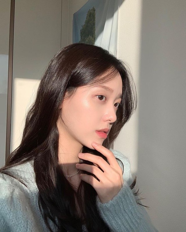 Mua kem chống nắng mùa lạnh mà nhìn chỉ số SPF thôi chưa đủ, vẫn cần thêm 1 yếu tố để da mướt rượt, mịn màng - Ảnh 2. Mua kem chống nắng mùa lạnh mà nhìn chỉ số SPF thôi chưa đủ, vẫn cần thêm 1 yếu tố để da mướt rượt, mịn màng - Ảnh 2.