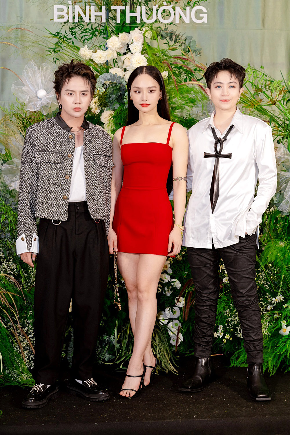 Miu Lê trở lại với MV mới, nhạc cực "suy" nhưng bắt tai, câu chuyện cô đơn đậm chất chữa lành - Ảnh 20. Miu Lê trở lại với MV mới, nhạc cực "suy" nhưng bắt tai, câu chuyện cô đơn đậm chất chữa lành - Ảnh 20.