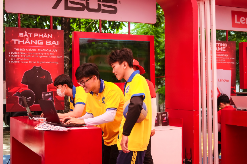 CellphoneS thu hút 150.000 sinh viên tham gia sự kiện công nghệ S-Camp 2023 - Ảnh 1. CellphoneS thu hút 150.000 sinh viên tham gia sự kiện công nghệ S-Camp 2023 - Ảnh 1.