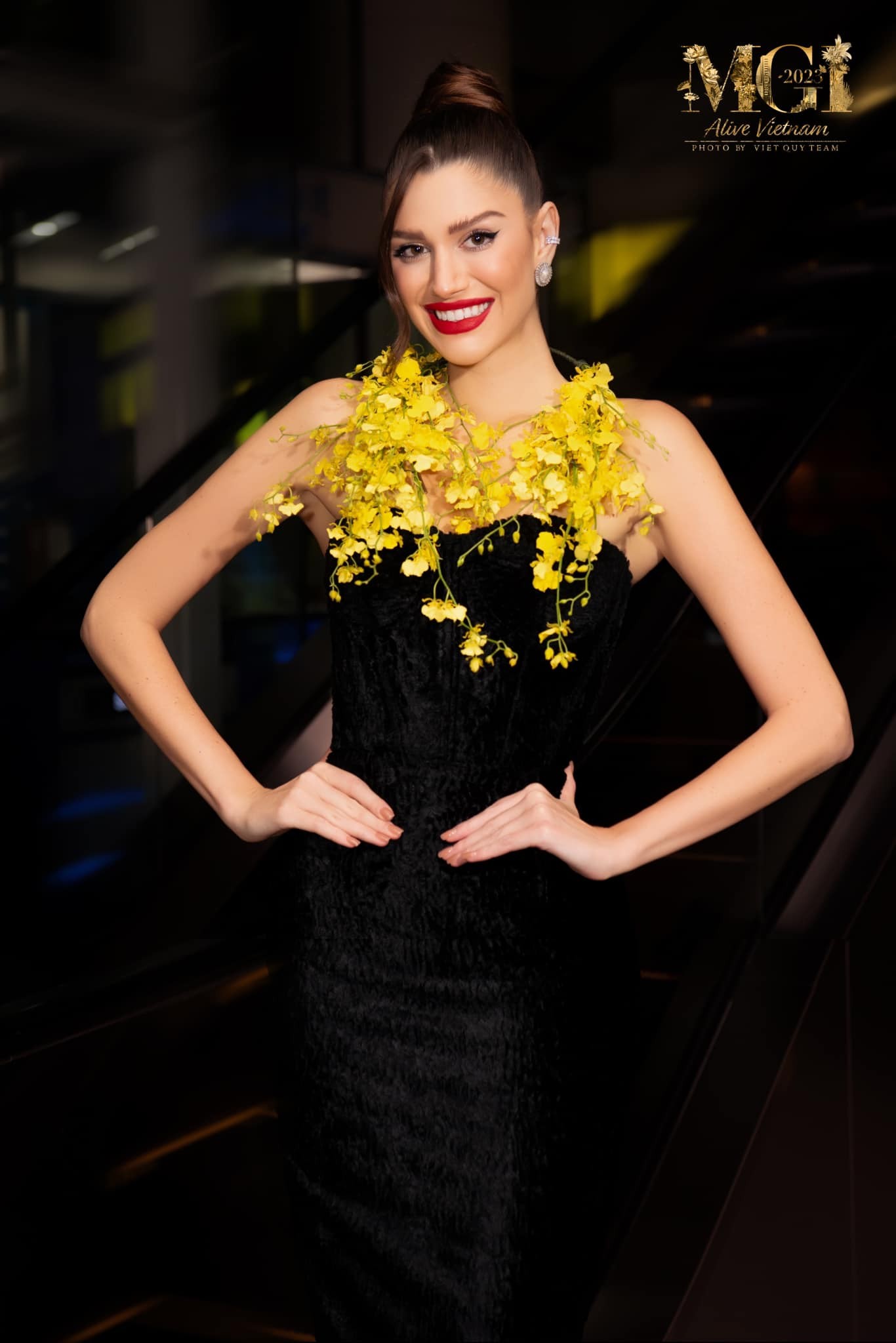 Người đẹp duy nhất mặc áo dài đến Việt Nam thi Hoa hậu Hòa bình - Ảnh 22.