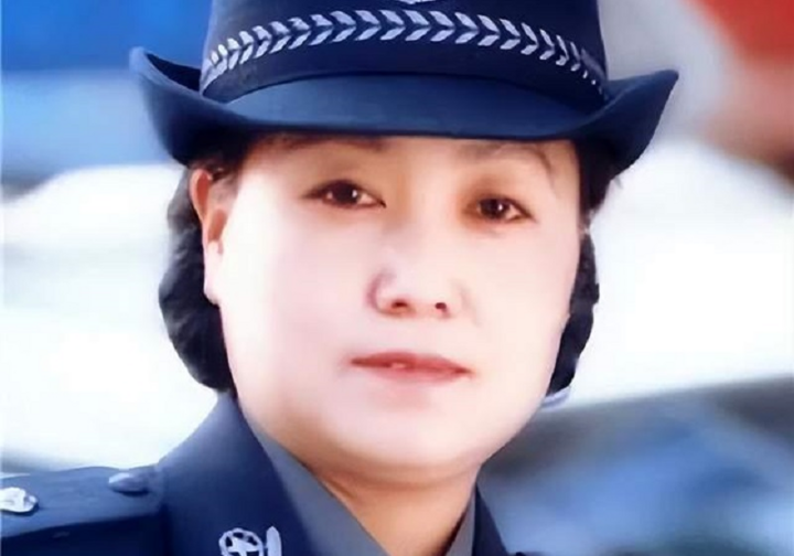 Nữ giám đốc công an biến đồn cảnh sát thành 'hậu cung' hưởng lạc - Ảnh 2.