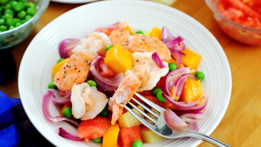 Bữa tối giảm cân hiệu quả với món salad khoai lang cá hồi - Ảnh 12.