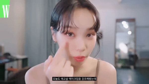 “Bản sao Winter" chia sẻ tuyệt kĩ để có làn da “glass skin", áp dụng mùa hanh khô là chuẩn bài - Ảnh 5. “Bản sao Winter" chia sẻ tuyệt kĩ để có làn da “glass skin", áp dụng mùa hanh khô là chuẩn bài - Ảnh 5.