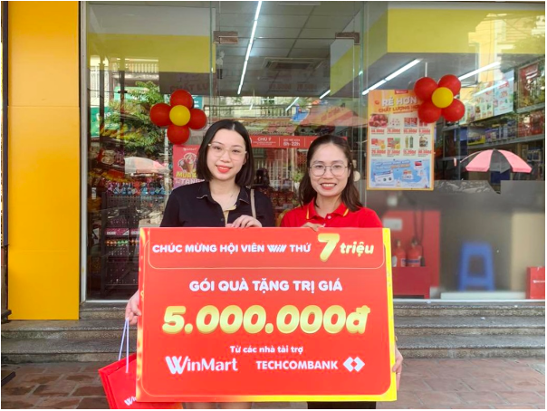 Mừng ngày Phụ nữ Việt Nam, WinMart giảm giá đến 35% hàng trăm mặt hàng - Ảnh 2.