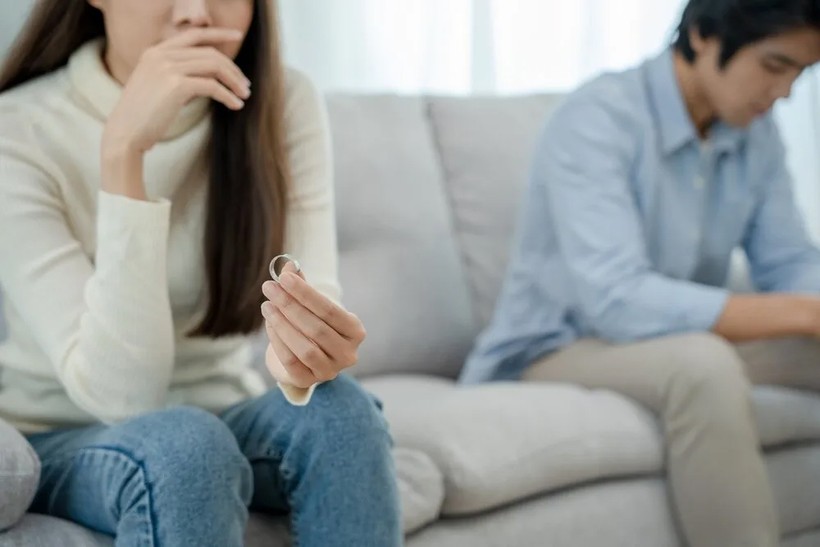 5 điều phụ nữ cần làm khi quyết định tha thứ cho chồng ngoại tình - Ảnh 2.