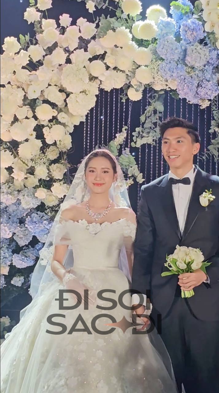 Hoa cưới Đoàn Văn Hậu trao cho Doãn Hải My: Ý nghĩa đặc biệt hứa hẹn một đời- Ảnh 9. Hoa cưới Đoàn Văn Hậu trao cho Doãn Hải My: Ý nghĩa đặc biệt hứa hẹn một đời- Ảnh 9.