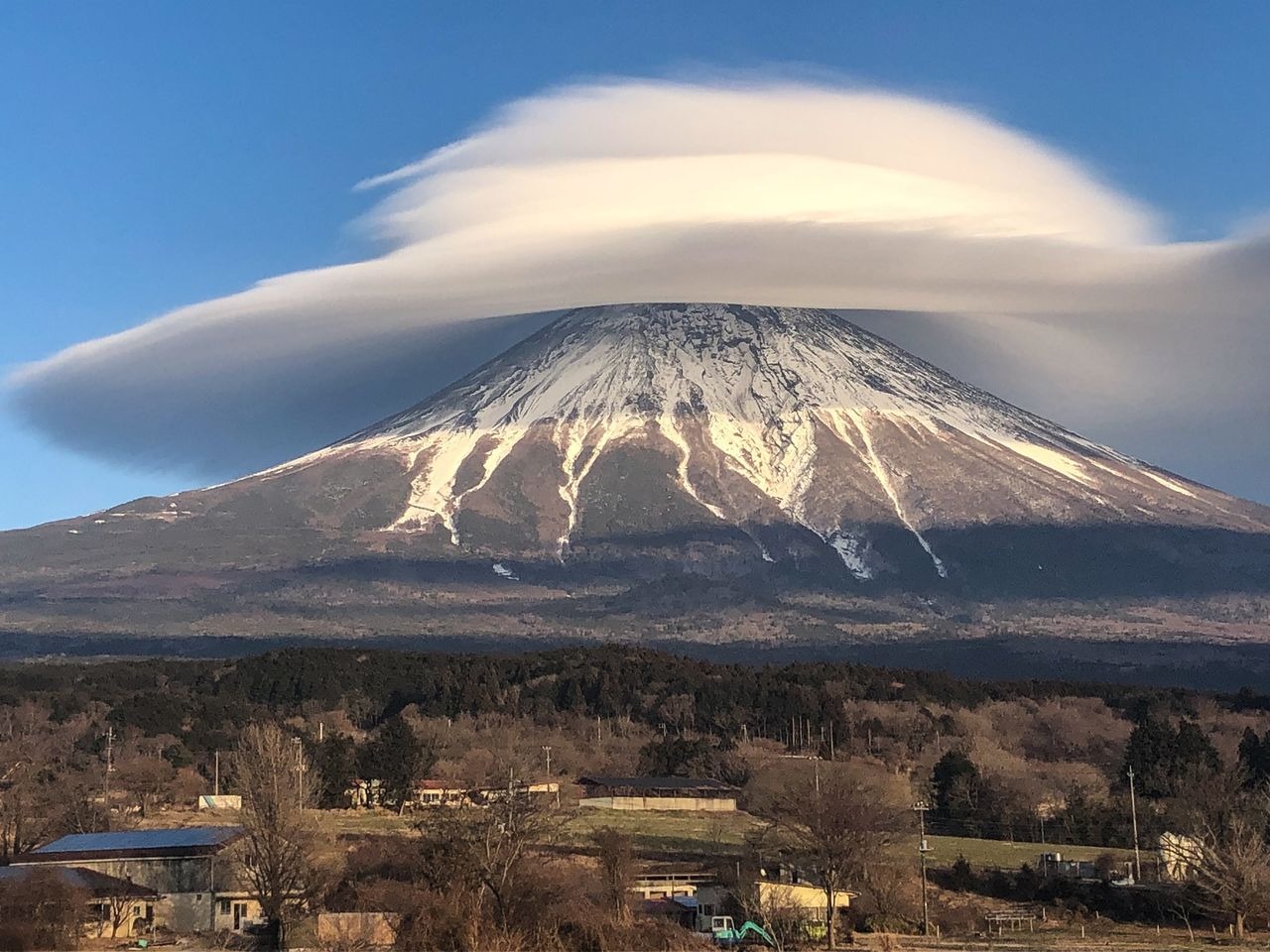 Ngắm nhìn núi Phú Sĩ đẹp rạng rỡ qua bốn mùa - BlogAnChoi