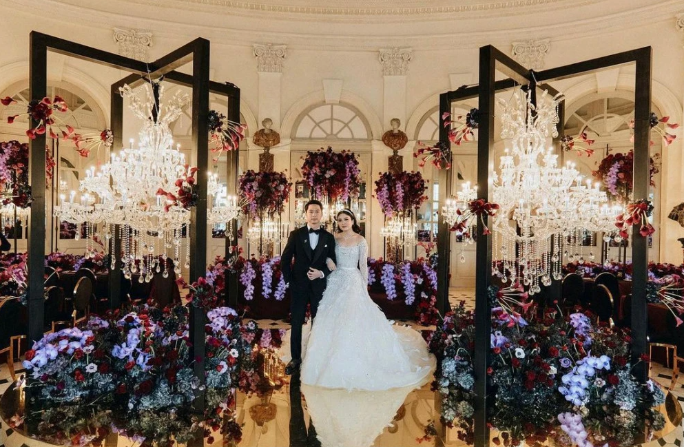 Đám cưới xa hoa trong lâu đài tại Pháp của con gái tỷ phú giàu bậc nhất Indonesia: Tính sơ chi phí cũng đủ 