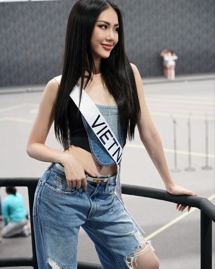 Bùi Quỳnh Hoa tụt hạng trước bán kết Miss Univese 2023 - Ảnh 4.