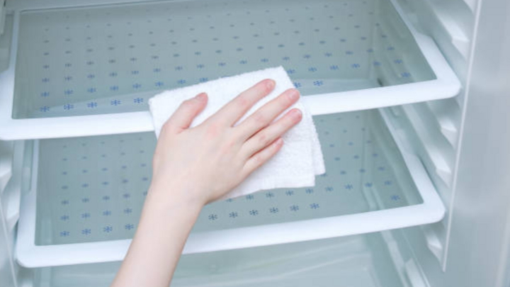 Đặt một chiếc khăn trong tủ lạnh có công dụng gì? - Ảnh 1.