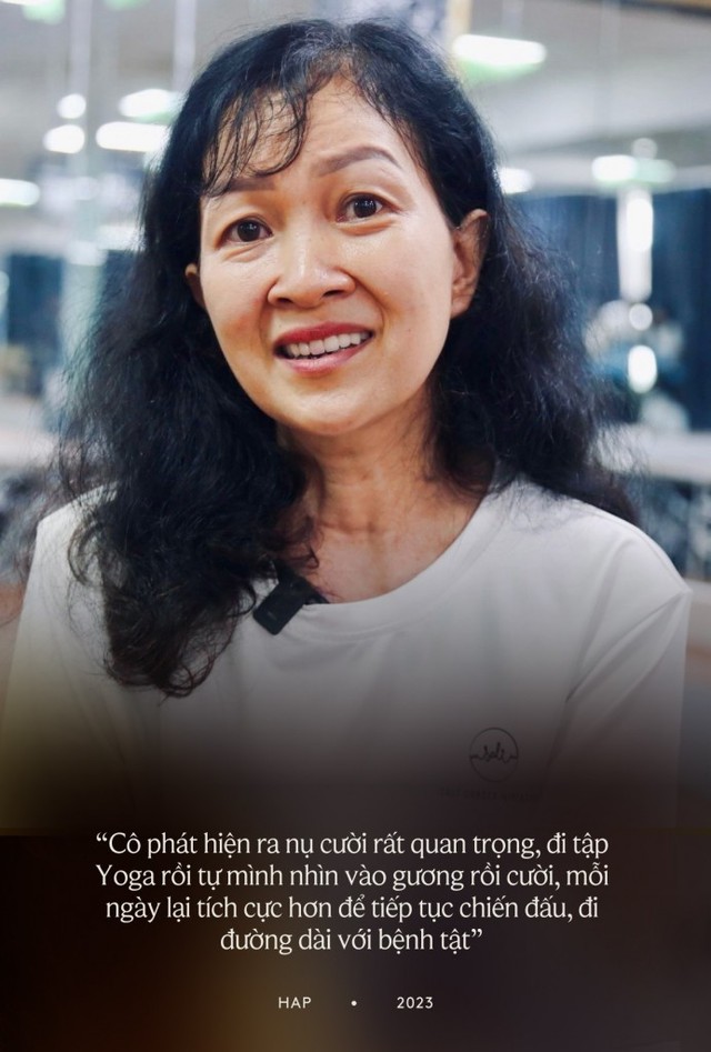Những chiến binh K đặc biệt trong lớp học Yoga miễn phí ở Sài Gòn: Cô không còn thấy lẻ loi nữa... - Ảnh 3. Những chiến binh K đặc biệt trong lớp học Yoga miễn phí ở Sài Gòn: Cô không còn thấy lẻ loi nữa... - Ảnh 3.