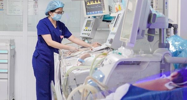 Mổ đẻ chủ động: Nguy cơ biến chứng nặng nề - Ảnh 1.