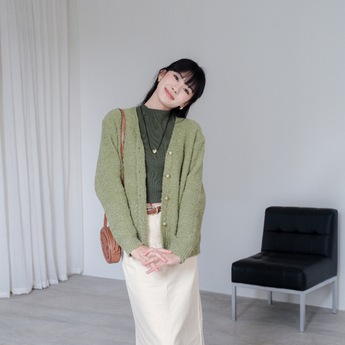 8 mẫu cardigan có sẵn tại các local brand Việt: giá từ 330.000 VNĐ, chất vải mịn diện lên lại cực xinh  - Ảnh 5.