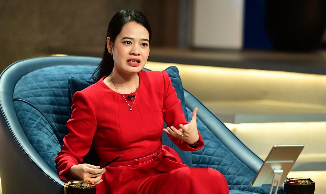 Có nên quen người 30 tuổi chưa có gì trong tay? Shark Tuệ Lâm có chồng là TGĐ trả lời khiến đàn ông phát ngượng - Ảnh 2. Có nên quen người 30 tuổi chưa có gì trong tay? Shark Tuệ Lâm có chồng là TGĐ trả lời khiến đàn ông phát ngượng - Ảnh 2.