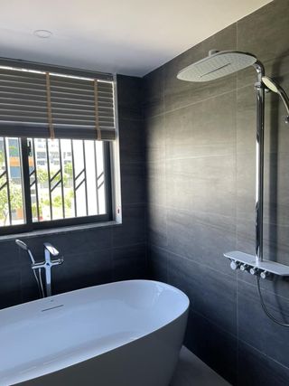Vợ chồng Phan Mạnh Quỳnh khoe căn nhà 3 tầng mới xây: Tự tay chọn từng viên gạch, không gian xịn xò- Ảnh 4. Vợ chồng Phan Mạnh Quỳnh khoe căn nhà 3 tầng mới xây: Tự tay chọn từng viên gạch, không gian xịn xò- Ảnh 4.