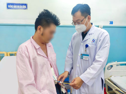 Cảnh báo dị vật chui chỗ hiểm - Ảnh 1. Cảnh báo dị vật chui chỗ hiểm - Ảnh 1.