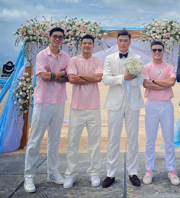 Dự đoán dàn khách mời nổi tiếng tham dự đám cưới sắp tới Đoàn Văn Hậu và Doãn Hải My tại Hà Nội - Ảnh 6. Dự đoán dàn khách mời nổi tiếng tham dự đám cưới sắp tới Đoàn Văn Hậu và Doãn Hải My tại Hà Nội - Ảnh 6.