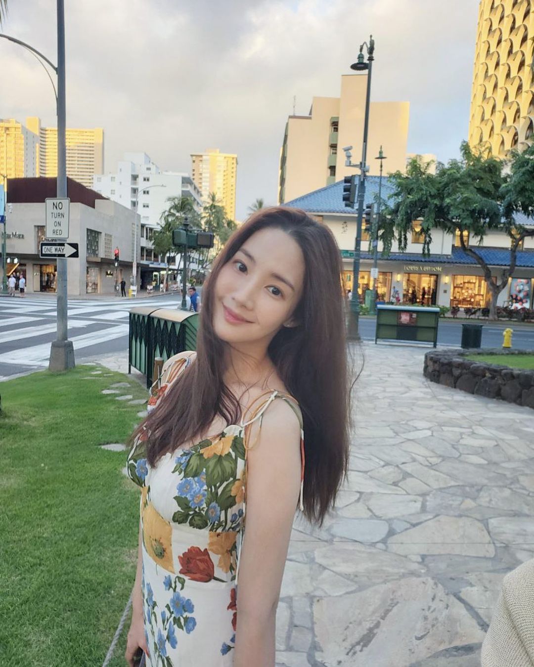 Giảm còn 37kg nhưng Park Min Young vẫn sở hữu làn da căng mịn đầy sức sống và đây chính là bí quyết  - Ảnh 2.