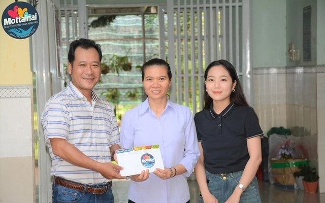 Aristino Wear.Care.Share: Kéo gần giấc mơ cho những em nhỏ có hoàn cảnh đặc biệt - Ảnh 6. Aristino Wear.Care.Share: Kéo gần giấc mơ cho những em nhỏ có hoàn cảnh đặc biệt - Ảnh 6.