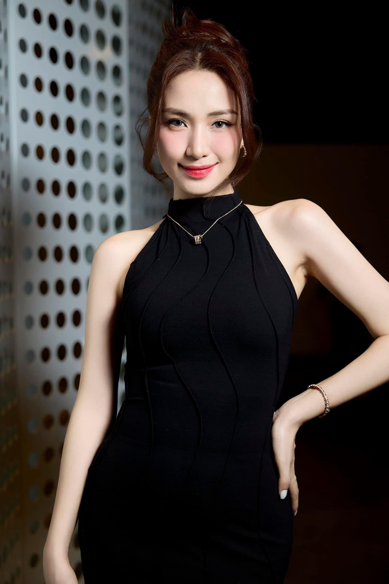 Tủ đồ ăn cưới của H&ograve;a Minzy: Bộ n&agrave;o nh&igrave;n cũng tinh tế m&agrave; kh&ocirc;ng hề lấn lướt c&ocirc; d&acirc;u- Ảnh 7.