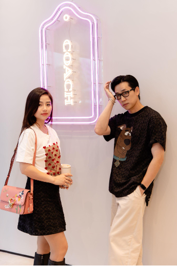 COACH ch&iacute;nh thức khai trương cửa h&agrave;ng đầu ti&ecirc;n tại Lotte Mall T&acirc;y Hồ H&agrave; Nội - Ảnh 6.