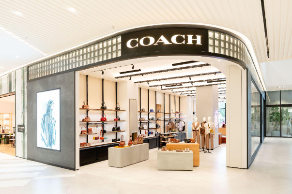 COACH ch&iacute;nh thức khai trương cửa h&agrave;ng đầu ti&ecirc;n tại Lotte Mall T&acirc;y Hồ H&agrave; Nội - Ảnh 10.