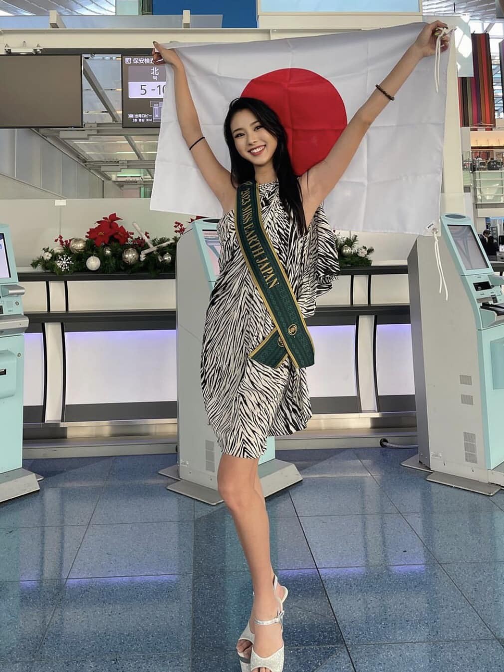 Người đẹp Mỹ mặc trang phục lạ mắt sang Việt Nam thi Hoa hậu Trái Đất - Ảnh 6.
