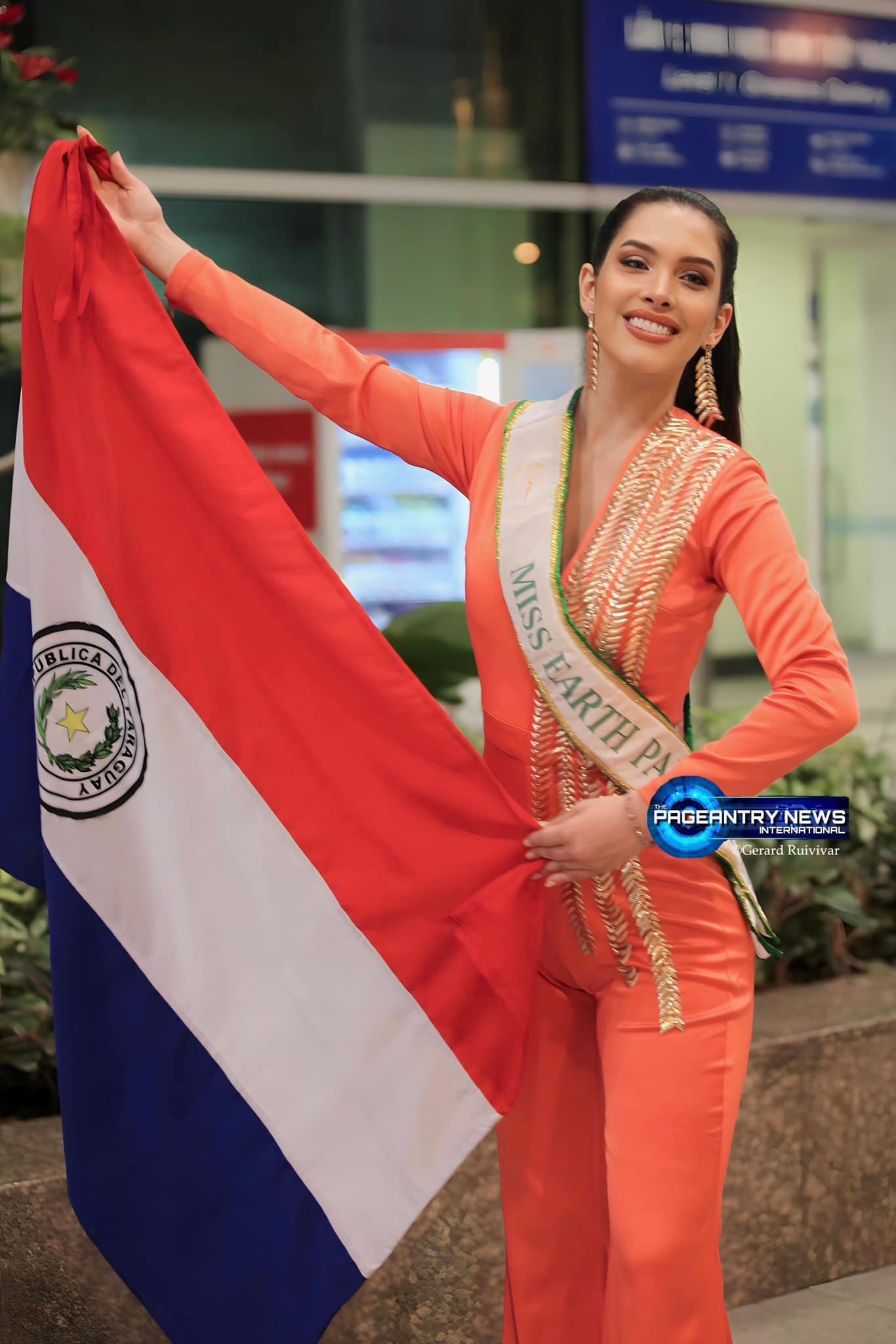 Người đẹp Mỹ mặc trang phục lạ mắt sang Việt Nam thi Hoa hậu Trái Đất - Ảnh 17.