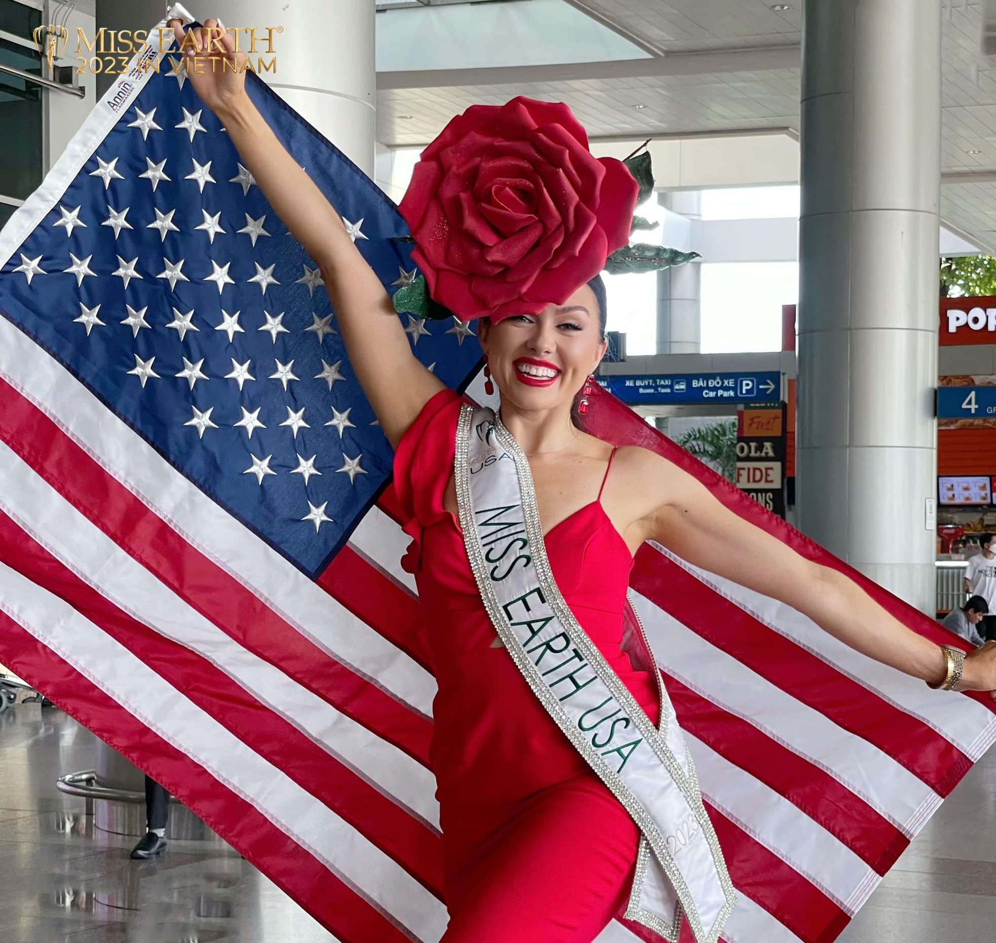 Người đẹp Mỹ mặc trang phục lạ mắt sang Việt Nam thi Hoa hậu Trái Đất - Ảnh 1.