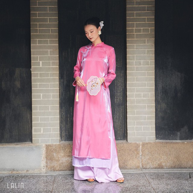 2 tháng nữa mới đến Tết Nguyên đán: Local brand Việt đua nhau trình làng 1001 mẫu áo dài đẹp mê tơi - Ảnh 3.
