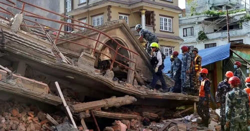 Động đất ở Nepal: Số người thiệt mạng tăng lên 128 - Ảnh 1.