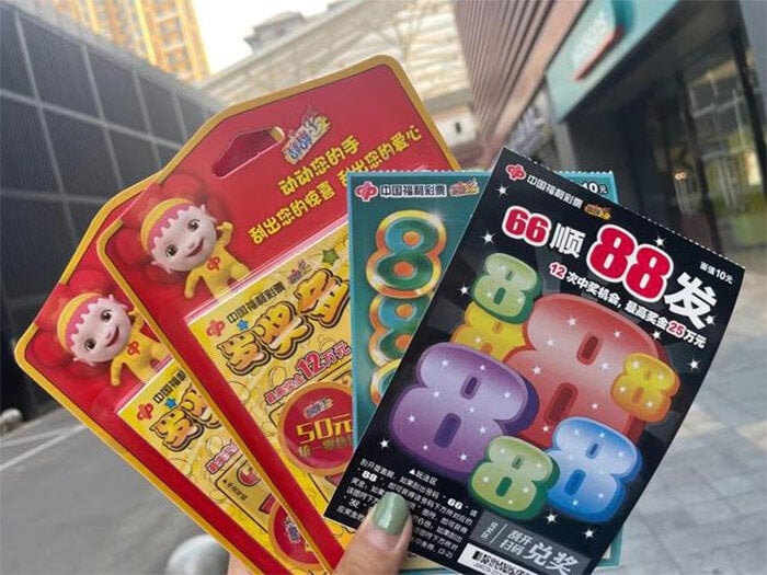 Nghiện cào vé số, cô gái vay nợ gần 1 tỷ đồng trong 3 tháng - Ảnh 3. Nghiện cào vé số, cô gái vay nợ gần 1 tỷ đồng trong 3 tháng - Ảnh 3.