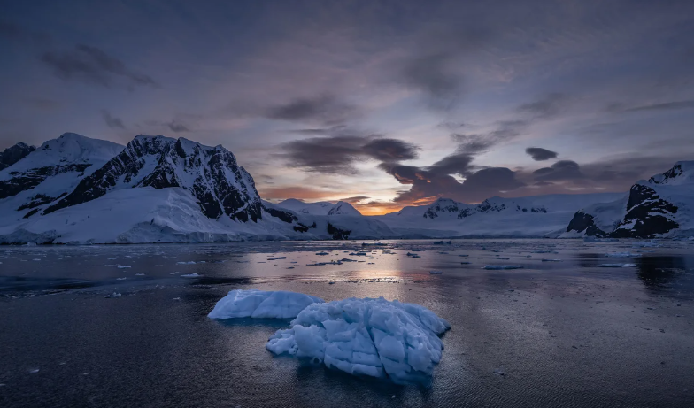 Băng tan chảy nhanh chóng ở Tây Nam Cực là “không thể tránh khỏi”, khiến mực nước biển dâng cao - Ảnh 1.