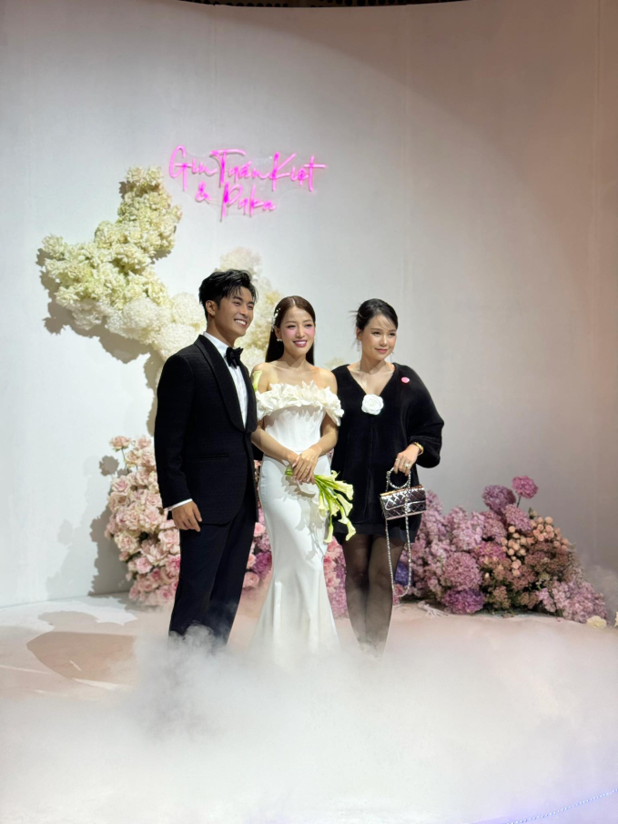 Tiệc cưới Puka - Gin Tuấn Kiệt: Cô dâu chú rể rạng rỡ bên dàn khách mời trong hôn lễ ở TP Hồ Chí Minh - Ảnh 6.